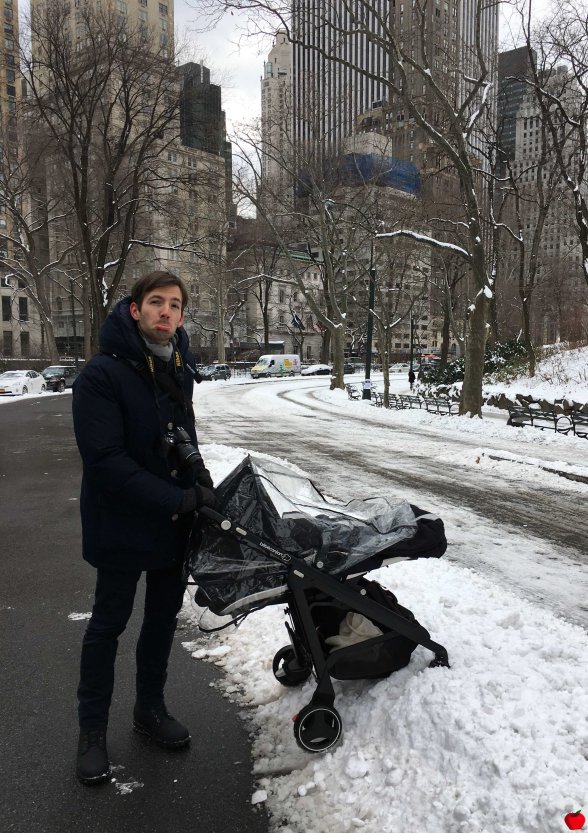 26-premieres-neiges-new-york-poussette-jf-pomme