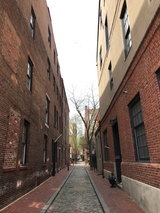 2 -Philadelphia_Arch_Street