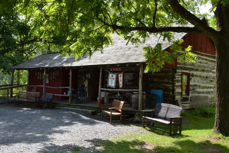 Pocono_QuietValley_Living_Farm_giftshop